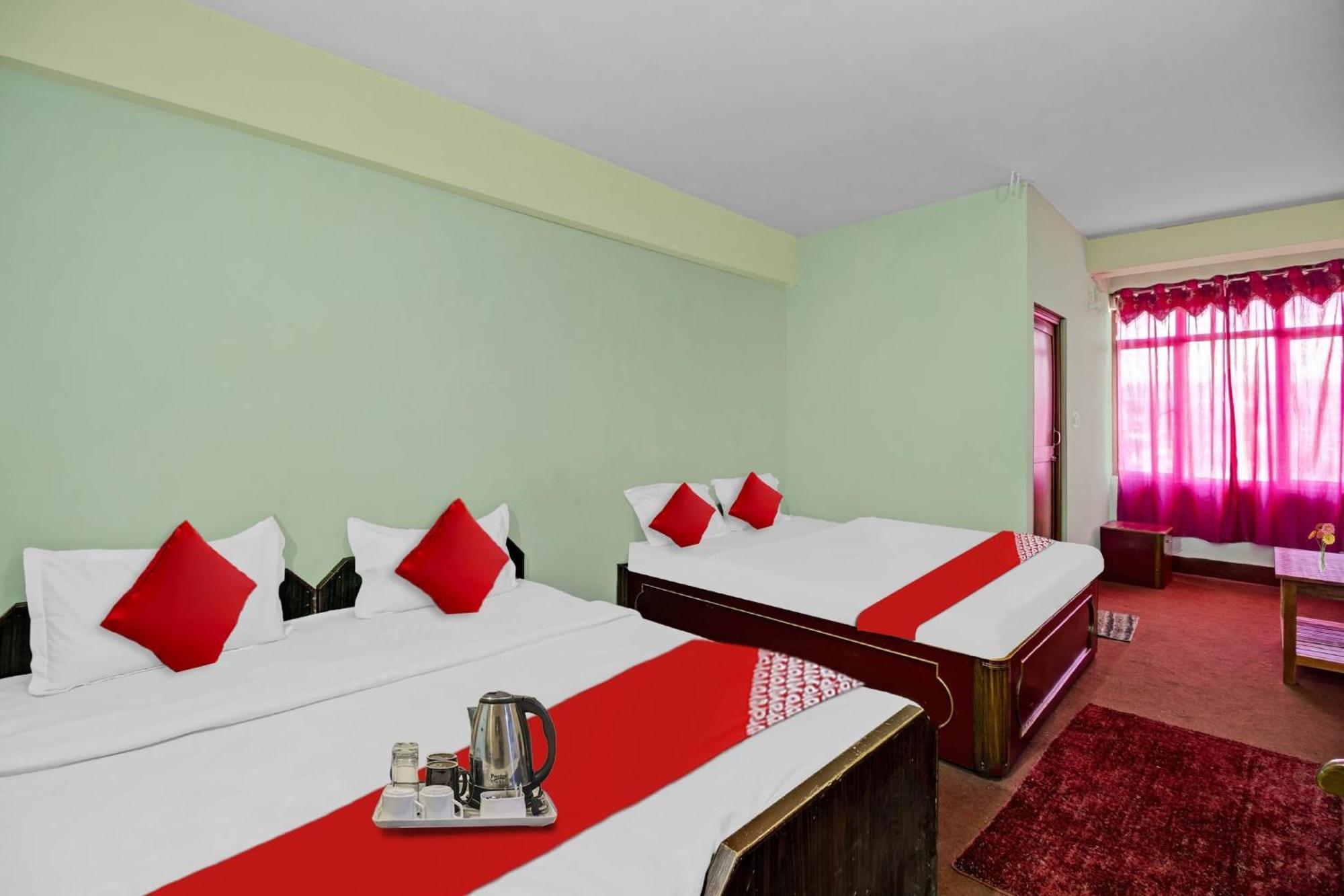 Hotel O Evergreen Guest House Shillong Esterno foto
